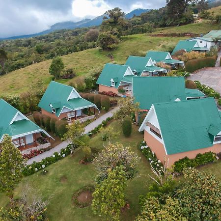 Hortensias Chalets Vara Blanca Эредия Экстерьер фото