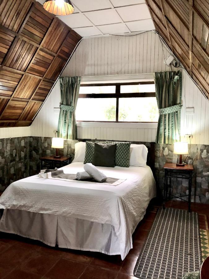 Hortensias Chalets Vara Blanca Эредия Экстерьер фото